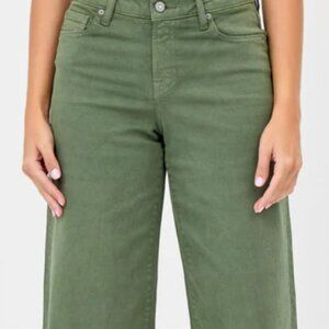 Hidden Nori High Rise Wide Leg Jean in Green size 26 MSRP 90